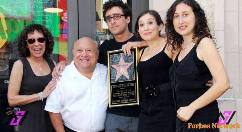 Grace Fan DeVito: Carving a Unique Path Beyond Height and Hollywood Legacy